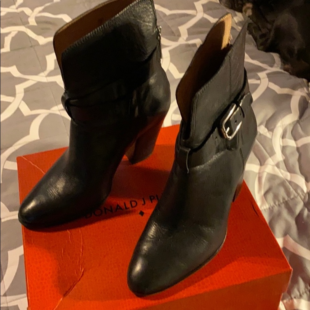 Donald J Pliner Sarje Bootie